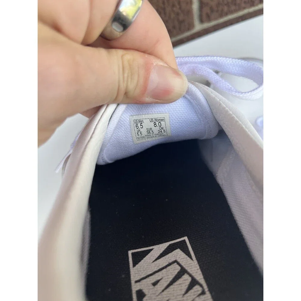 VANS Era Classic Tumble True White Athletic Sneaker Men Size 6.5 Women Size 8